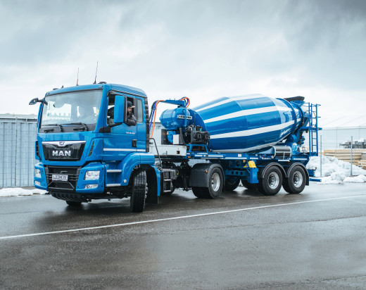 1753246 (a): :5599x4429